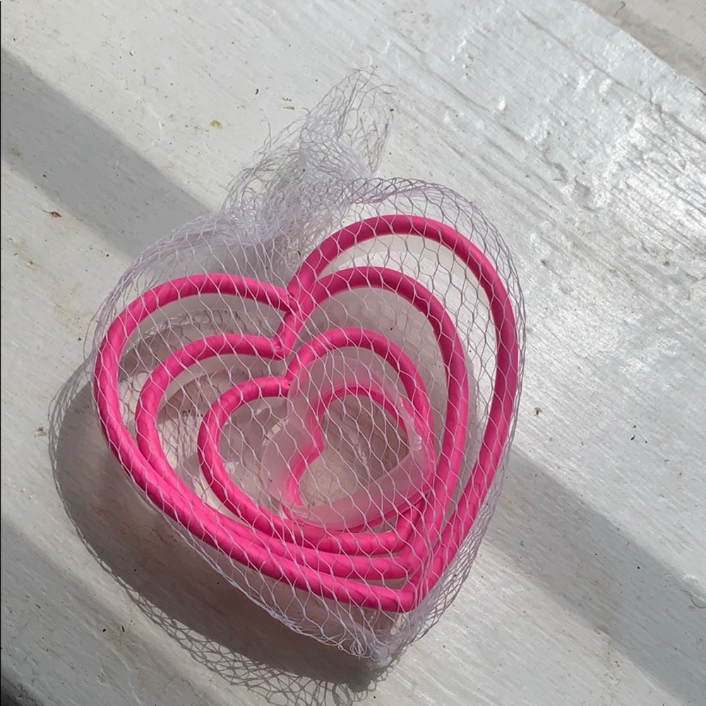 Never used heart cutters